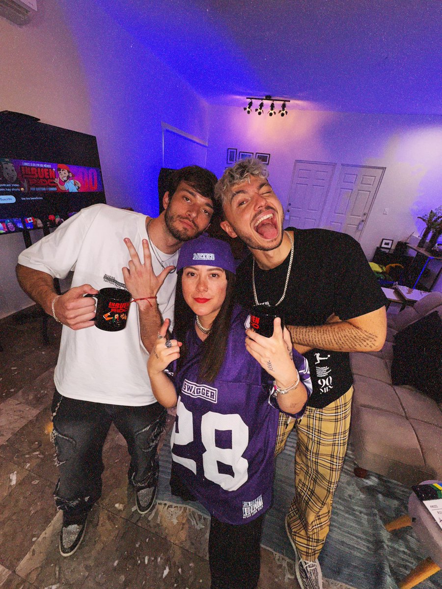 El Bastiandelfin (@bastiandelfin) on Twitter photo YA ARRIBA NUEVO EPISODIO DE EBP CON EL BUEN <a href="/barcagameryt/">BarcaGamer</a>
Tremendo episodio con Barquita la neta, de mis episodios favoritos de la gira de Monterrey. Furros, morras intensas y confusiones muy cabronas jajaja ya arriba en el canal 🤪
YouTube: En Buen Pedo YA ARRIBA NUEVO EPISODIO DE EBP CON EL BUEN <a href="/barcagameryt/">BarcaGamer</a>
Tremendo episodio con Barquita la neta, de mis episodios favoritos de la gira de Monterrey. Furros, morras intensas y confusiones muy cabronas jajaja ya arriba en el canal 🤪
YouTube: En Buen Pedo