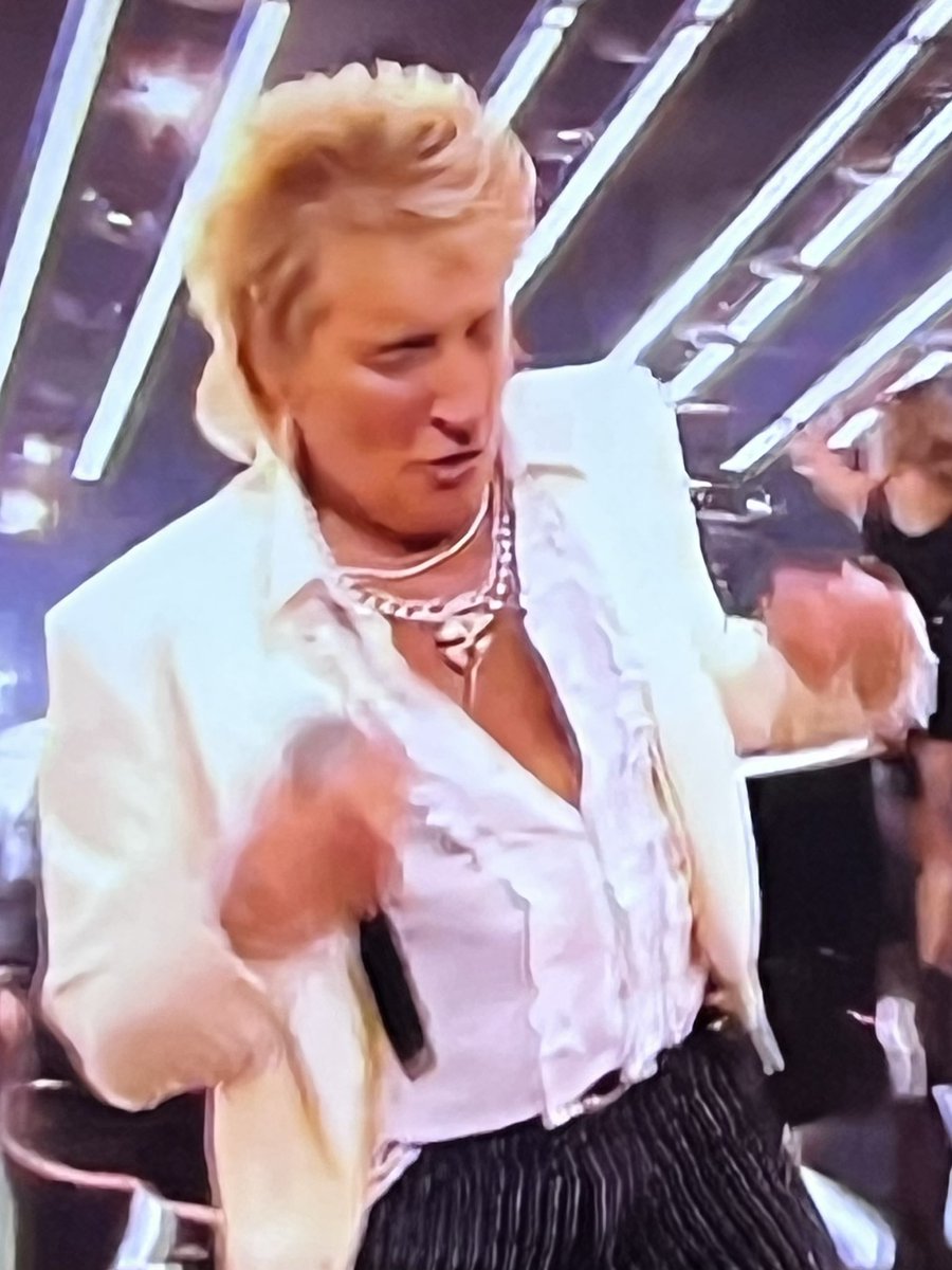 ardyes's tweet photo. I hope to have Rod Stewart energy at 80. https://t.co/AeMUQZwdA5