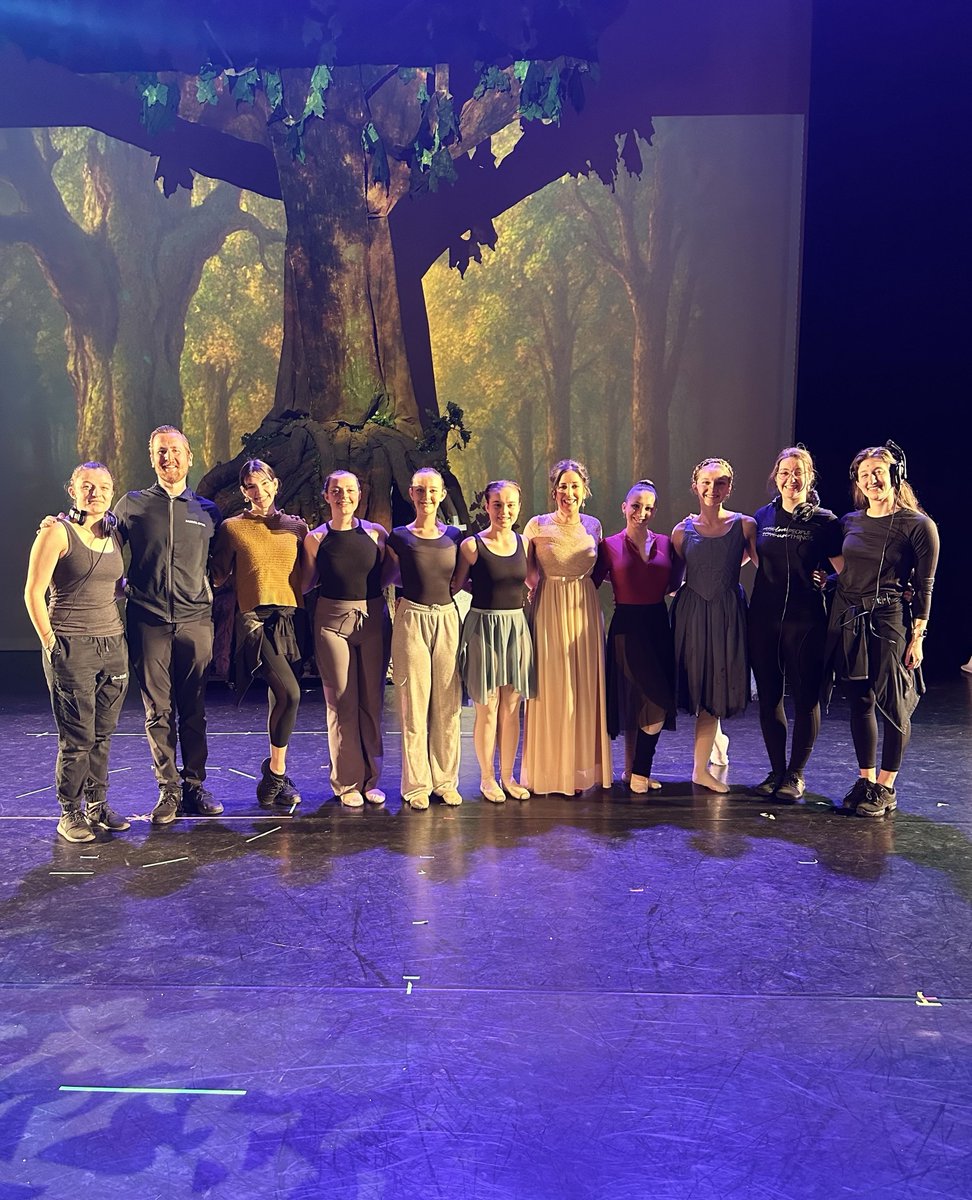ballet58school's tweet photo. School of Ballet 5:8 is thrilled to announce the Capstone Project: a celebratory and reflective program designed for students in their final years of study. Stay tuned as we highlight these special dancers this week.

Photo of our 2025 Capstone Dancers with the School Directors https://t.co/VPQj9shil3