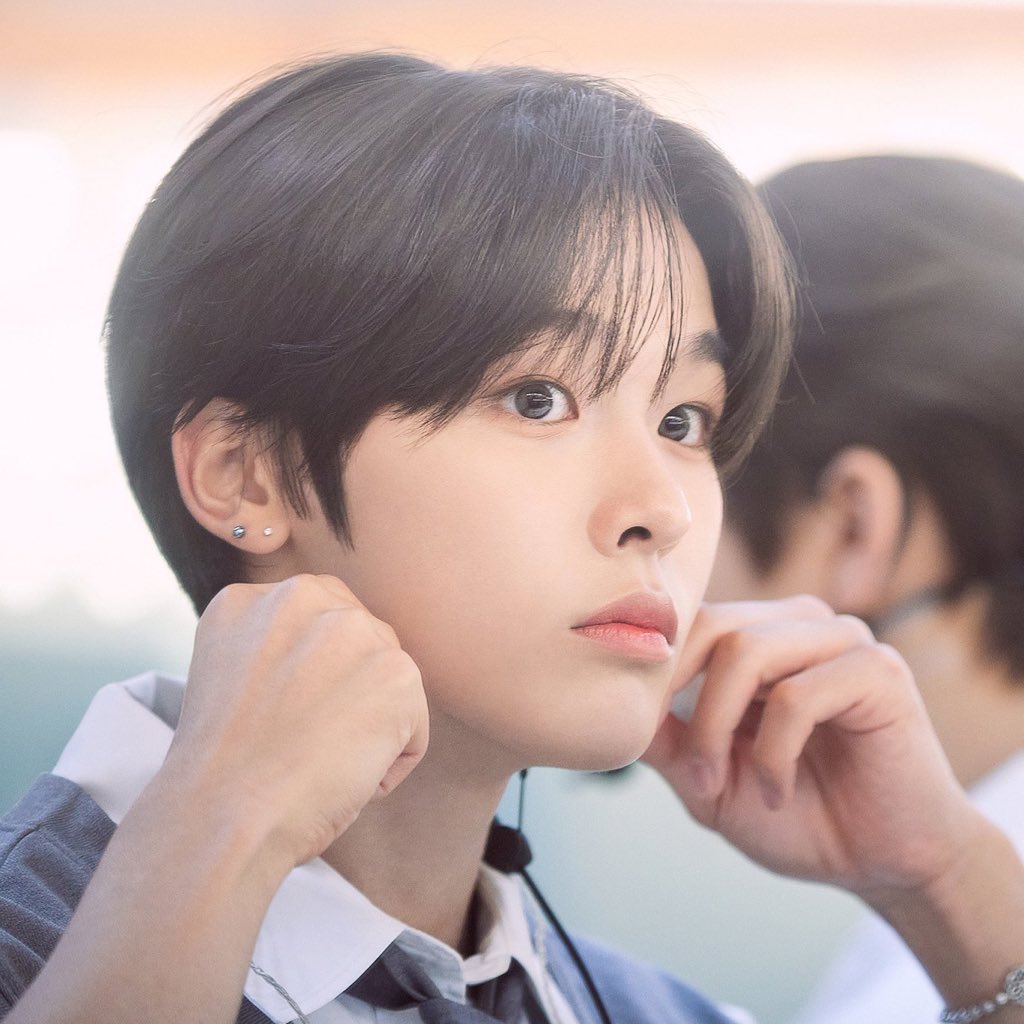 cloudonriku's tweet photo. 내가 사랑하는 분위기의 리쿠를 모아모아 - ♡ https://t.co/oaVaBatUWD