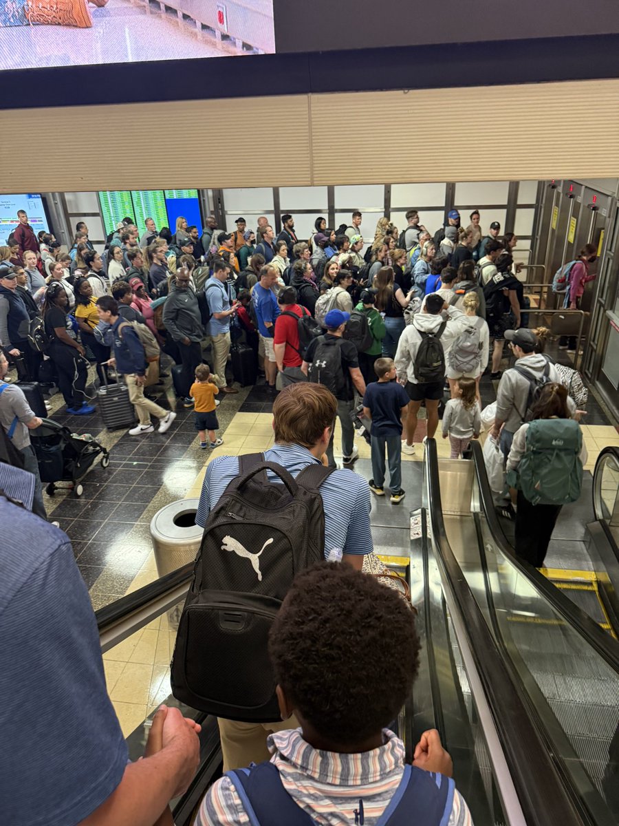 Julia Manchester tweet media