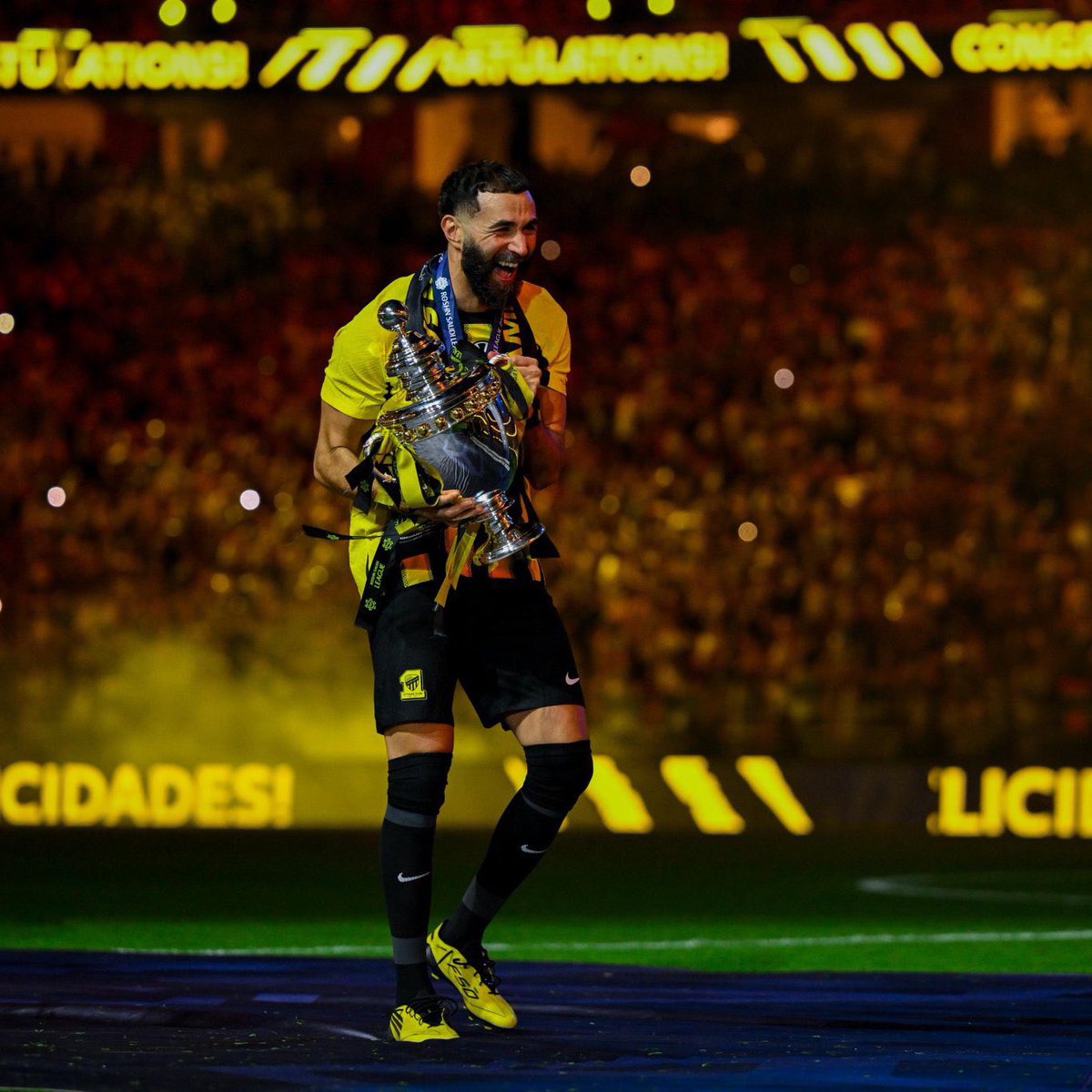7tirr_'s tweet photo. الحارقة عشر☝🏽💛 https://t.co/geon3qa0JG