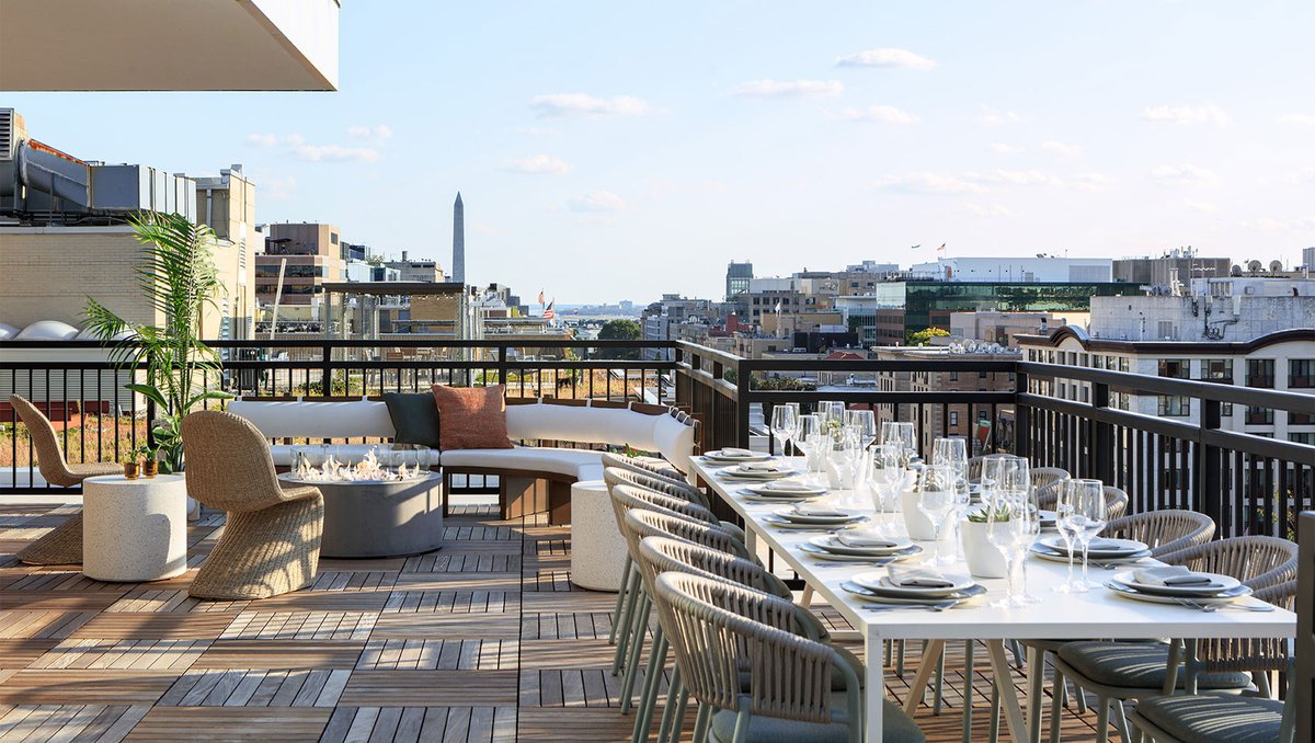 NycciNellis's tweet image. The best in panoramic showstoppers! | #TheList’s list of #rooftops 🌟

@Kimpton + #LimaniDC + @lostsocietydc + @MoxyHotels + @madamsorgan + #MoonrakerDC + @okusushi + @OfficinaDC + #ThePerchDC + @PERRYSdc + @PupatellaPizza ++
thelistareyouonit.com/buzz/rooftop-d…