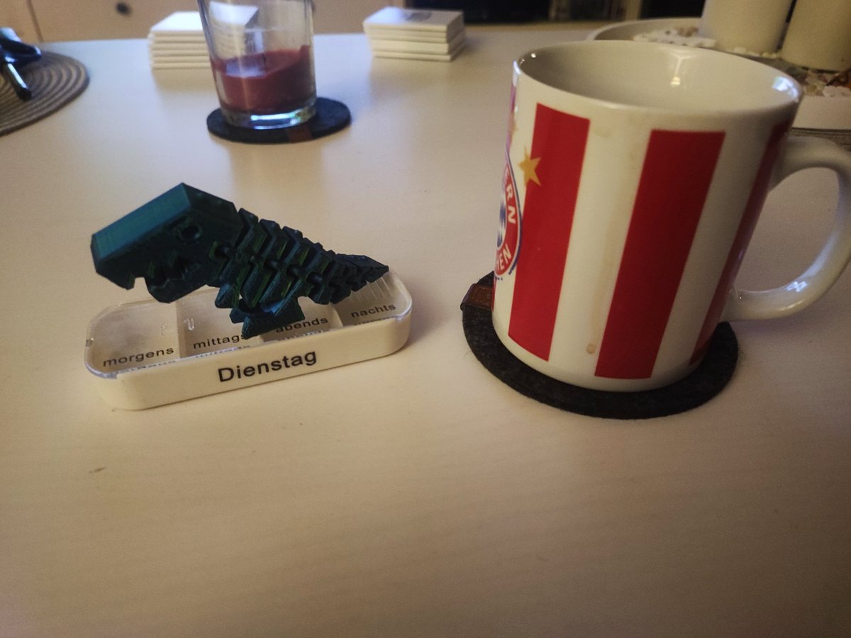 flummi1970's tweet photo. Morning together☕
Morgen und den Rest von heute noch, dann erst nächste Woche Dienstag wieder ran🍀
Heute ist u.a. #Tag des #Tesafilms
So manchem sollte man mal die #Klappe damit zukleben, damit nicht so ein Mist daraus kommt.....
Passt auf euch auf und seid #achtsam https://t.co/Q77IbydVUK