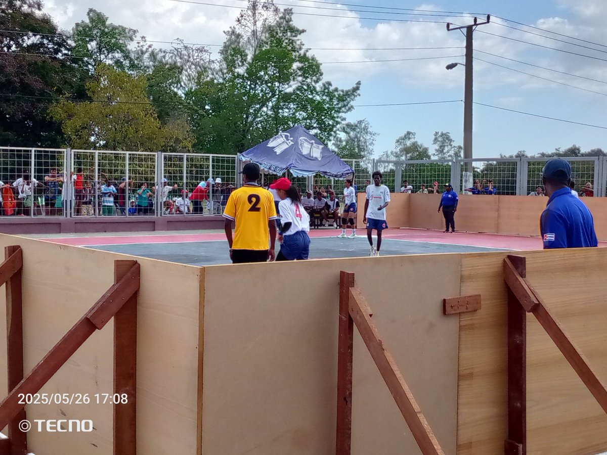 odelin_cruz's tweet photo. En el segundo partido de la tarde los anfitriones mi equipo #Guantánamo  vence a su similar de Granma 10 x3 en el campeonato etapa final de beisbol 5 . https://t.co/Y2PPcVtHNj