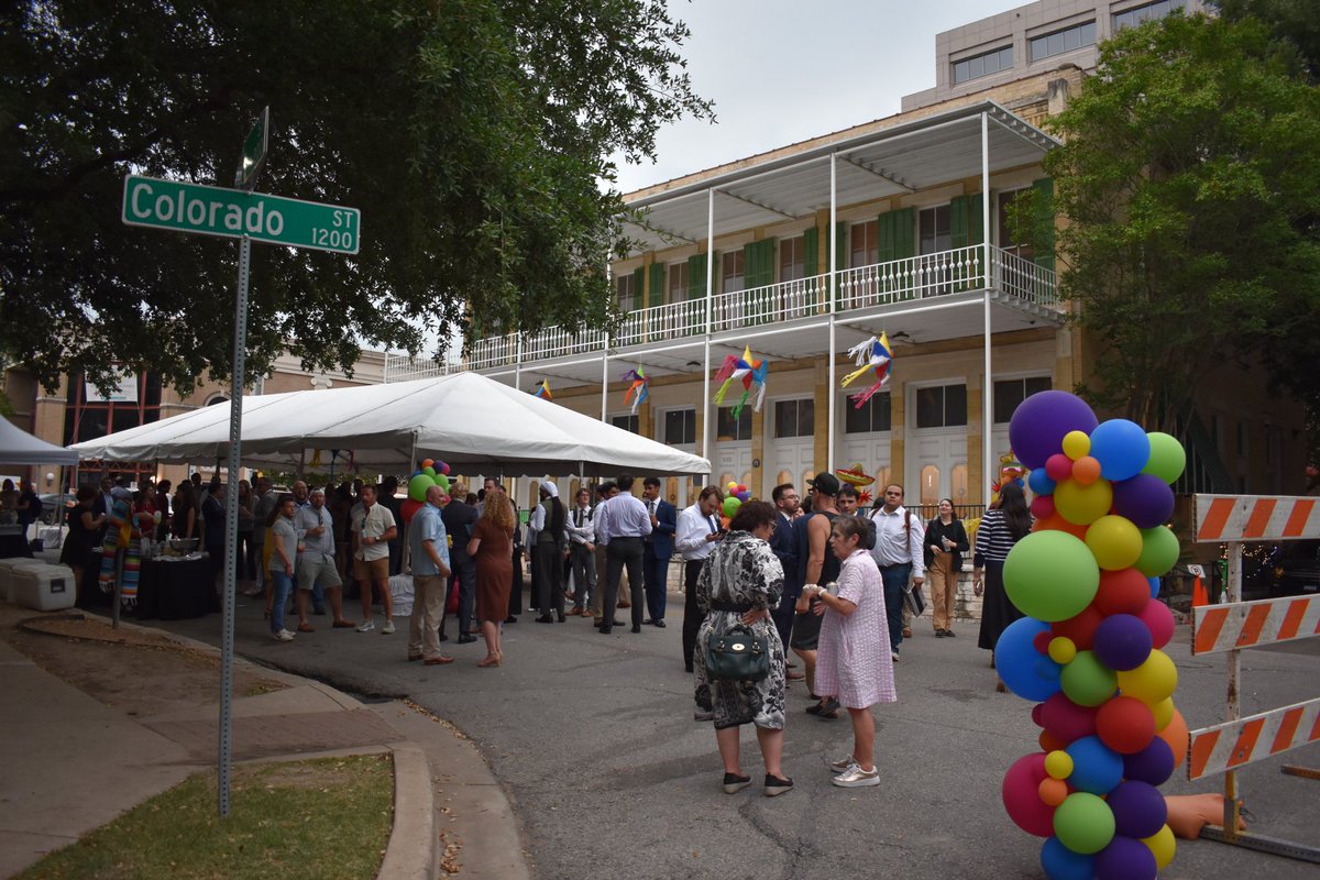 MALCTx's tweet image. One week left in the 89th #txlege! Our Fin de Sesión Fiesta was a moment to celebrate the dedication of MALC Members & staff—a night of gratitude, culture, and community.