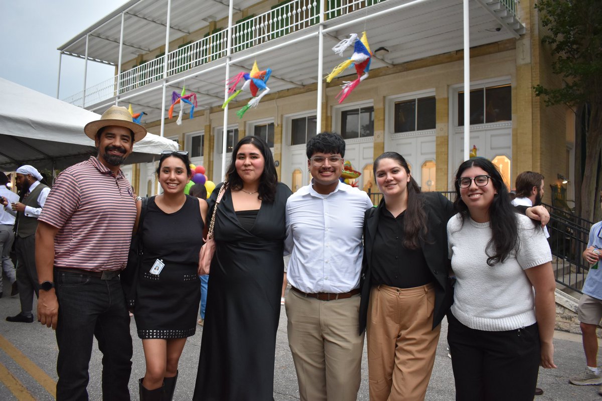MALCTx's tweet image. One week left in the 89th #txlege! Our Fin de Sesión Fiesta was a moment to celebrate the dedication of MALC Members & staff—a night of gratitude, culture, and community.