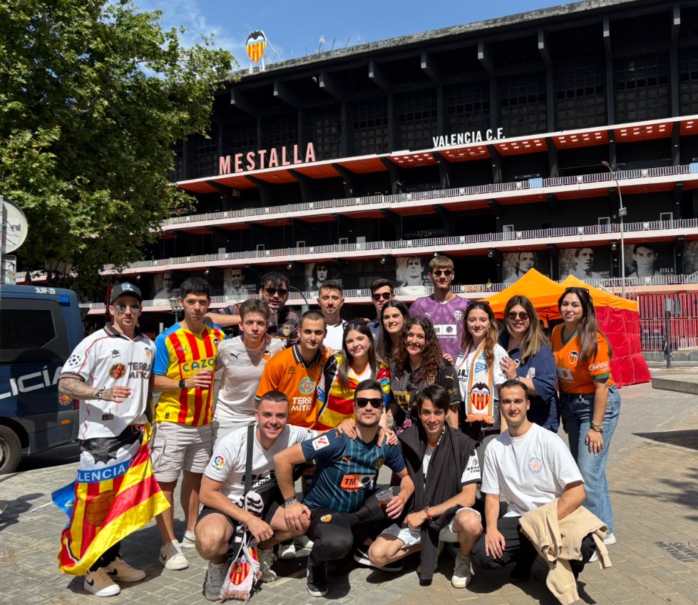 una temporada más donde de nuevo, lo más importante y único que me llevo es haberla vivido con los míos, el orgullo de ver como mis chicos lograban el pleno y haber compartido todo esto con mi mitad, una más de muchas anécdotas e historias que tengo la suerte de vivir con ellos❤️