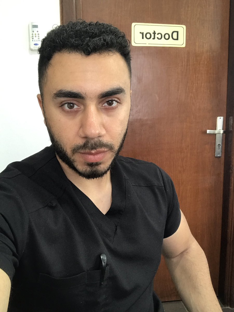 AliAhmedacc's tweet photo. 99% a doctor
1% Gym rat https://t.co/OLcmshqGcv