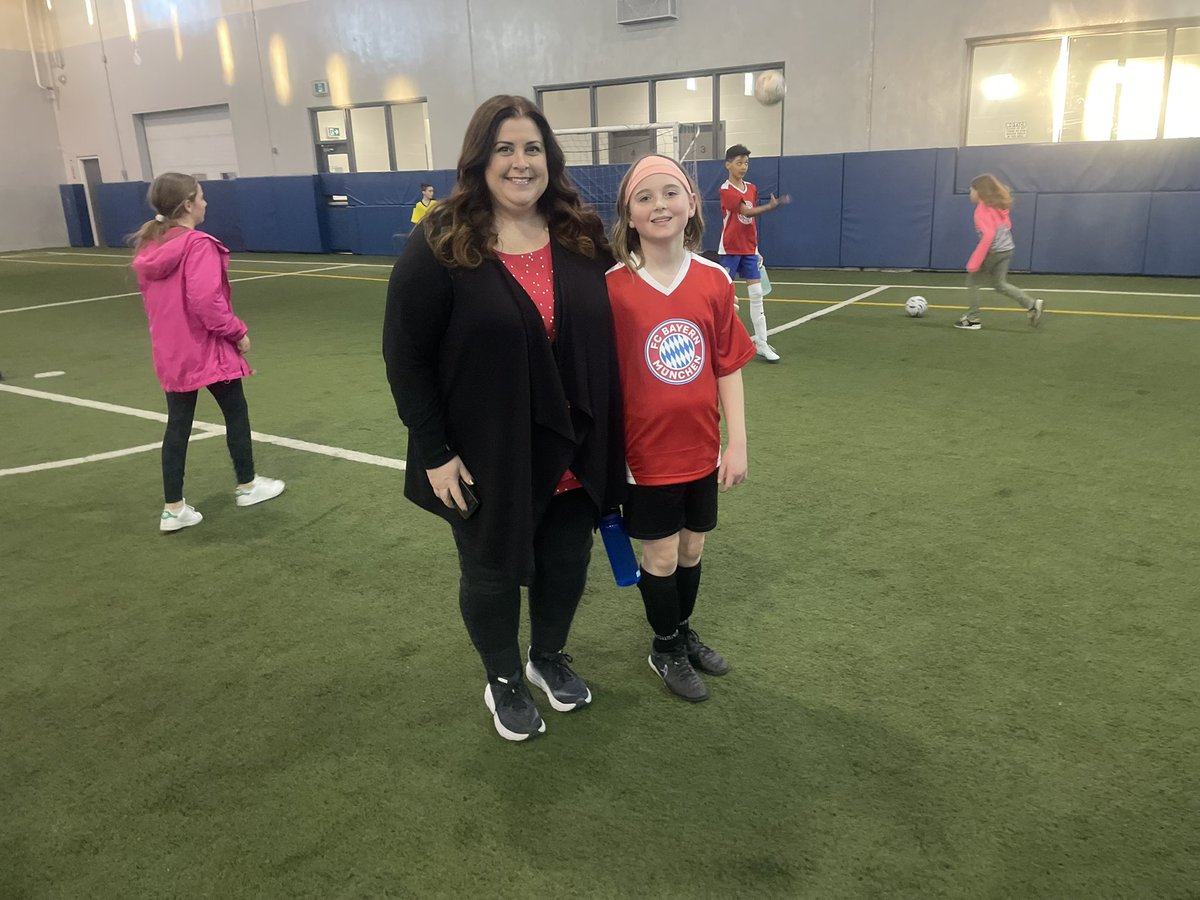 Bowmanville5's tweet image. #TPTOntario
#ChangingOfTheGuard
@BishopJakes 
HAPPYwithPRIORITY IN BOWMANVILLE
Happy in all pertinentaspects oflife
“Happyspouse,happy house”
HaleyAbigailKeith
Daughter flourishes withgood 
c⚽️mmunity 
Cognitive Christianity=unconditional spiritualhappiness 
Happy nonphysical job