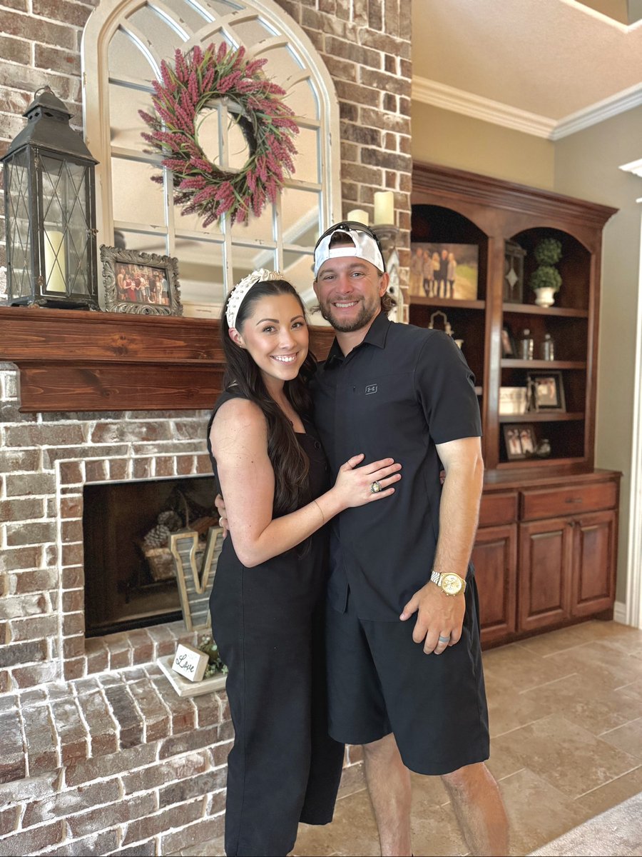 tlyle_16's tweet photo. What an incredible journey this has been! 8 years. Franklin will always hold a special place in our hearts. 
We are excited to share that we are moving to Sienna Plantation where we will be continuing our teaching careers and J’s coaching with Softball (Go Panthers)!! 💜 https://t.co/bYjCsrjXjA