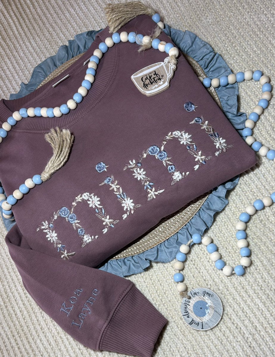 HeavenlyEmbro's tweet photo. 🌼 mimi 🌸 #smallbusinessowner #mimi  #flowers #embroidery https://t.co/MkpXVJFPrp