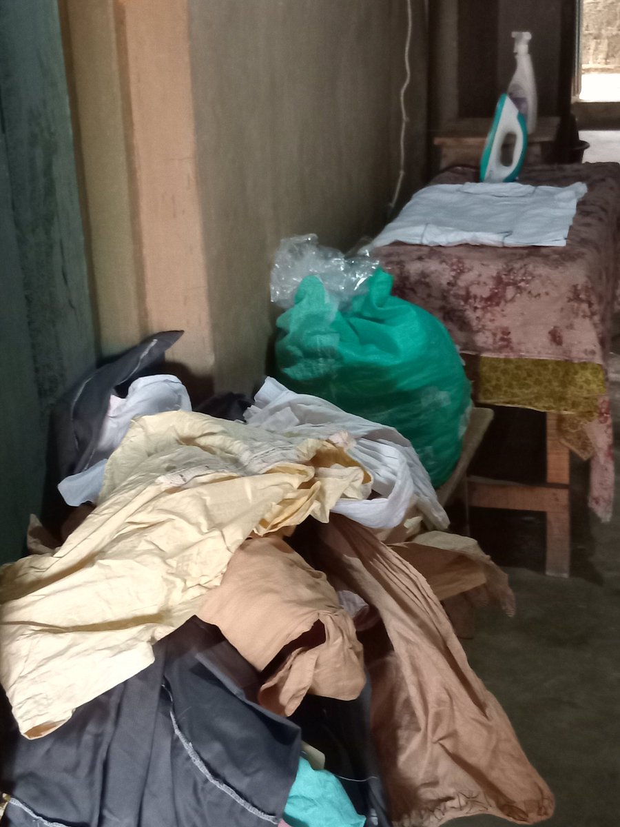 bukkyayoo's tweet photo. @brainjotter__ I pray that God use you to bless me tonight, I need your support to boost my laundry business, I need a shop and washing machine in order to ease my stress of using hands to wash customers clothes #JeroidAt8 https://t.co/XxIROPqgHu