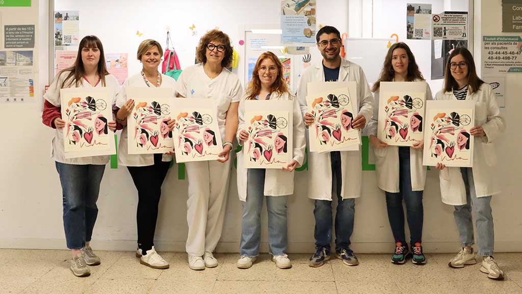 Setmanari L'Ebre (@setmanariebre) on Twitter photo El Projecte Emma i Ignasi Blanch reediten la làmina solidària ‘Vida’ amb motiu de la Setmana Europea contra el Càncer
📷 LA NOTÍCIA: setmanarilebre.cat/el-projecte-em…
<a href="/IgnasiBlanch1/">Ignasi Blanch</a> <a href="/AjRoquetes/">Ajuntament Roquetes</a> <a href="/IMaigi/">Iᐯᗩᑎ GᗩᖇᑕIᗩ ᗰᗩIGí 🎗</a> <a href="/LligaCancerTGN/">Lliga Contra el Càncer Tarragona i Terres Ebre</a> <a href="/ProjecteEmma/">ProjecteEMMA</a> @RamonBelSerrat <a href="/DoctorFerran/">Fundació Doctor Ferran</a> <a href="/hvcinta/">HTVC</a> <a href="/salutcat/">Salut</a> @ ... El Projecte Emma i Ignasi Blanch reediten la làmina solidària ‘Vida’ amb motiu de la Setmana Europea contra el Càncer
📷 LA NOTÍCIA: setmanarilebre.cat/el-projecte-em…
<a href="/IgnasiBlanch1/">Ignasi Blanch</a> <a href="/AjRoquetes/">Ajuntament Roquetes</a> <a href="/IMaigi/">Iᐯᗩᑎ GᗩᖇᑕIᗩ ᗰᗩIGí 🎗</a> <a href="/LligaCancerTGN/">Lliga Contra el Càncer Tarragona i Terres Ebre</a> <a href="/ProjecteEmma/">ProjecteEMMA</a> @RamonBelSerrat <a href="/DoctorFerran/">Fundació Doctor Ferran</a> <a href="/hvcinta/">HTVC</a> <a href="/salutcat/">Salut</a> @ ...