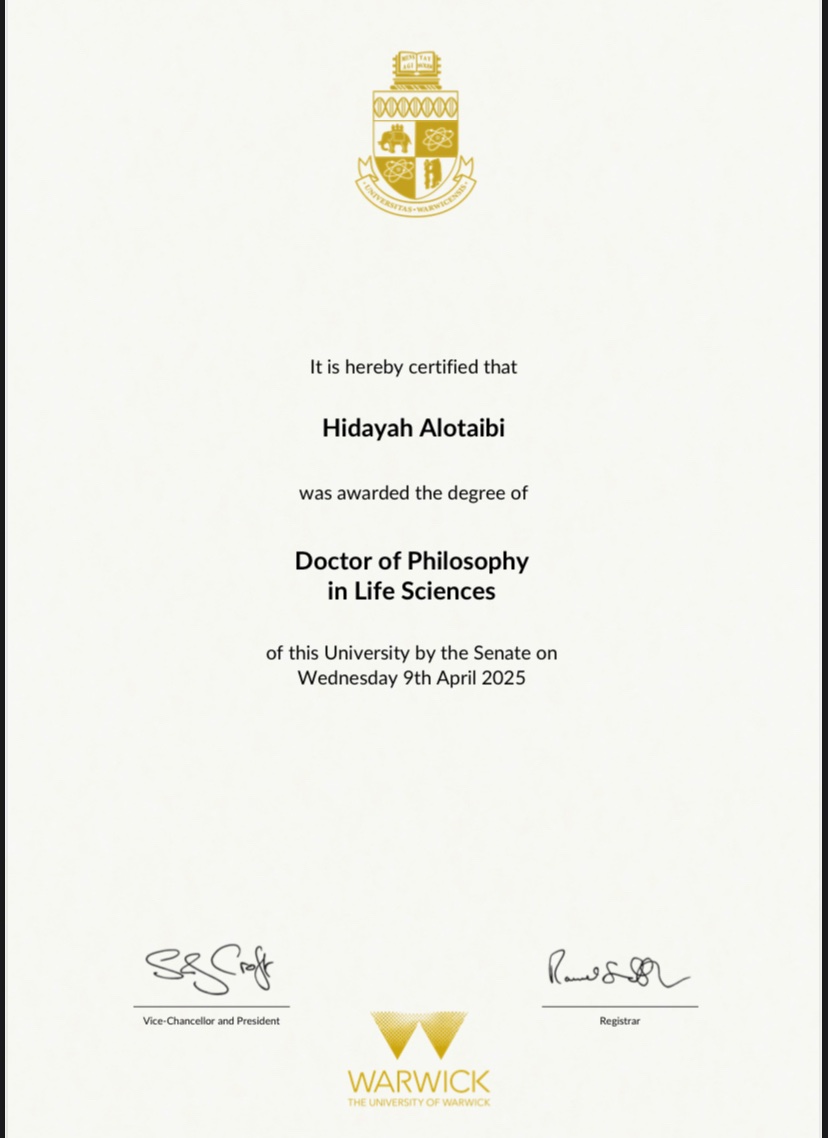 كل الشكر لقسم الأحياء بقياده د.مريم الخطيب على هذه اللفتة الكريمه💐.مشاعري لا توصف بعد ست سنوات من الغربة المليئة بالتحديات والطموحات، التي توجت بحصولي على درجة الدكتوراه من جامعة ووريك. نعود إلى الوطن بكل امتنان لرد الجميل والمساهمة في خدمة وطني وجامعتي بما يليق بعطائهما 💐