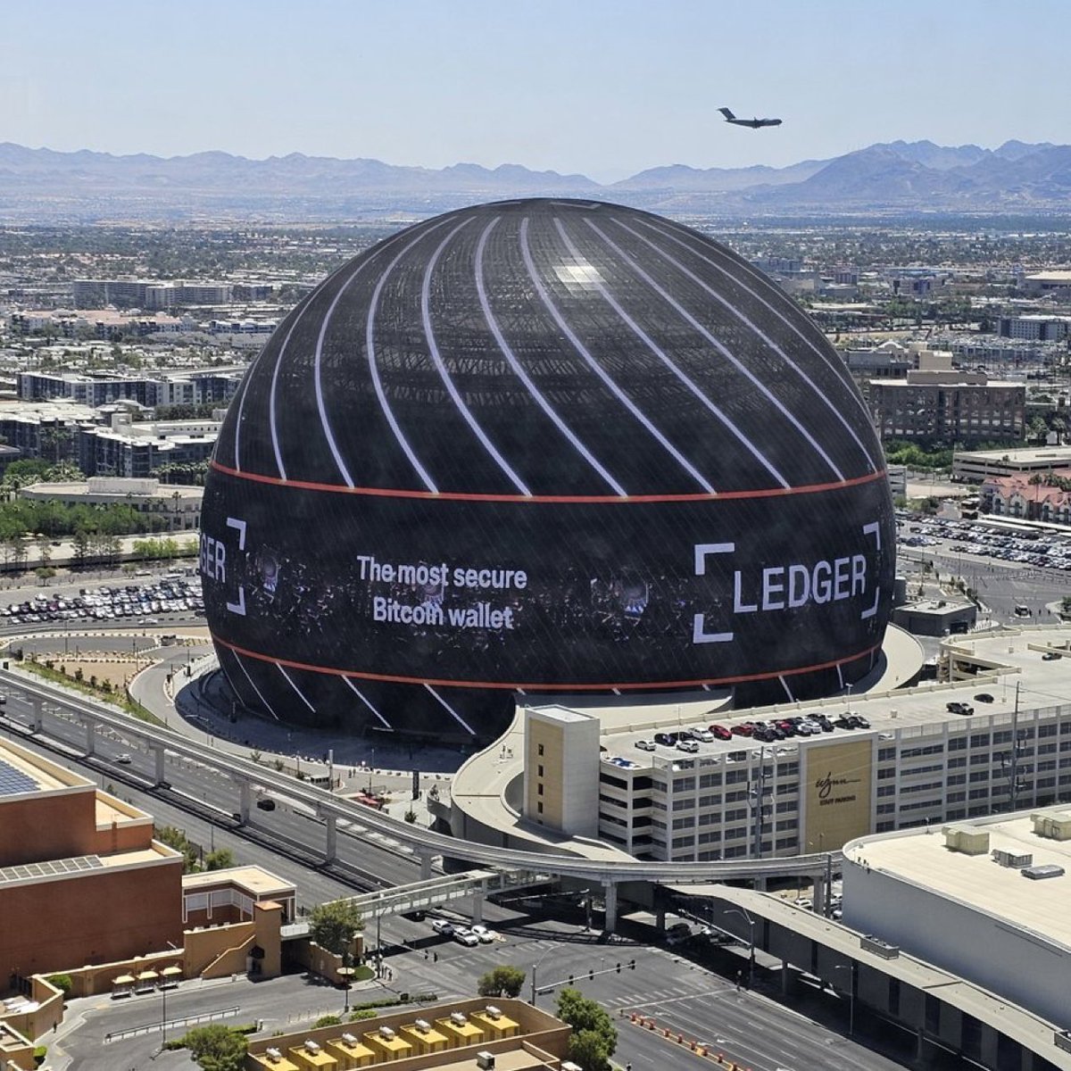 Vivek⚡️ (@vivek4real_) on Twitter photo GIANT #BITCOIN WALLET LOGO DISPLAYED ON THE LAS VEGAS SPHERE 🇺🇸
WHAT A TIME TO BE ALIVE!!! GIANT #BITCOIN WALLET LOGO DISPLAYED ON THE LAS VEGAS SPHERE 🇺🇸
WHAT A TIME TO BE ALIVE!!!