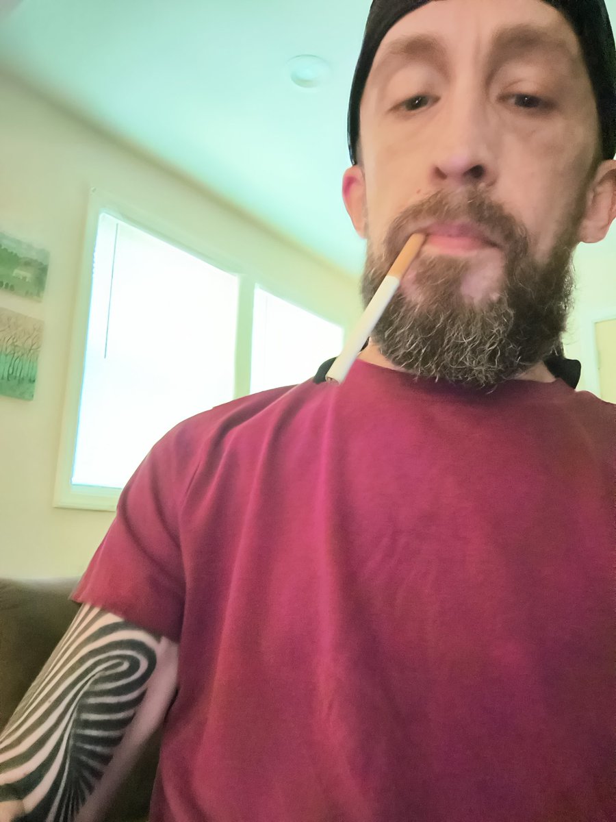 Two most recent pics... 🚬🍆