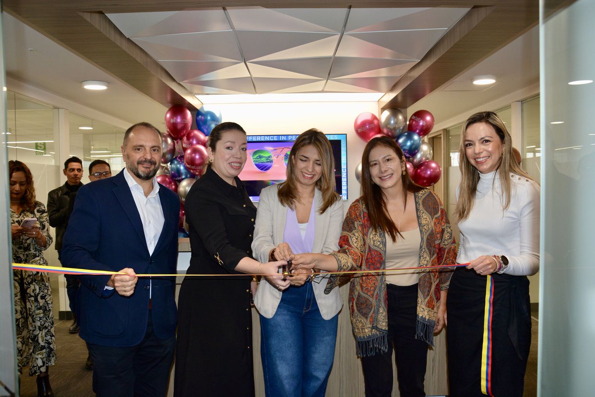 𝐈𝐧𝐭𝐞𝐥𝐜𝐢𝐚 𝐂𝐨𝐥𝐨𝐦𝐛𝐢𝐚 𝐢𝐧𝐚𝐮𝐠𝐮𝐫𝐚 𝐧𝐮𝐞𝐯𝐚 𝐬𝐞𝐝𝐞 𝐞𝐧 𝐁𝐨𝐠𝐨𝐭𝐚́ 🎉

Más de 200 nuevos empleos y una clara apuesta por el talento local.

Desde BPrO celebramos este hito para el sector.

#AliadosBPrO