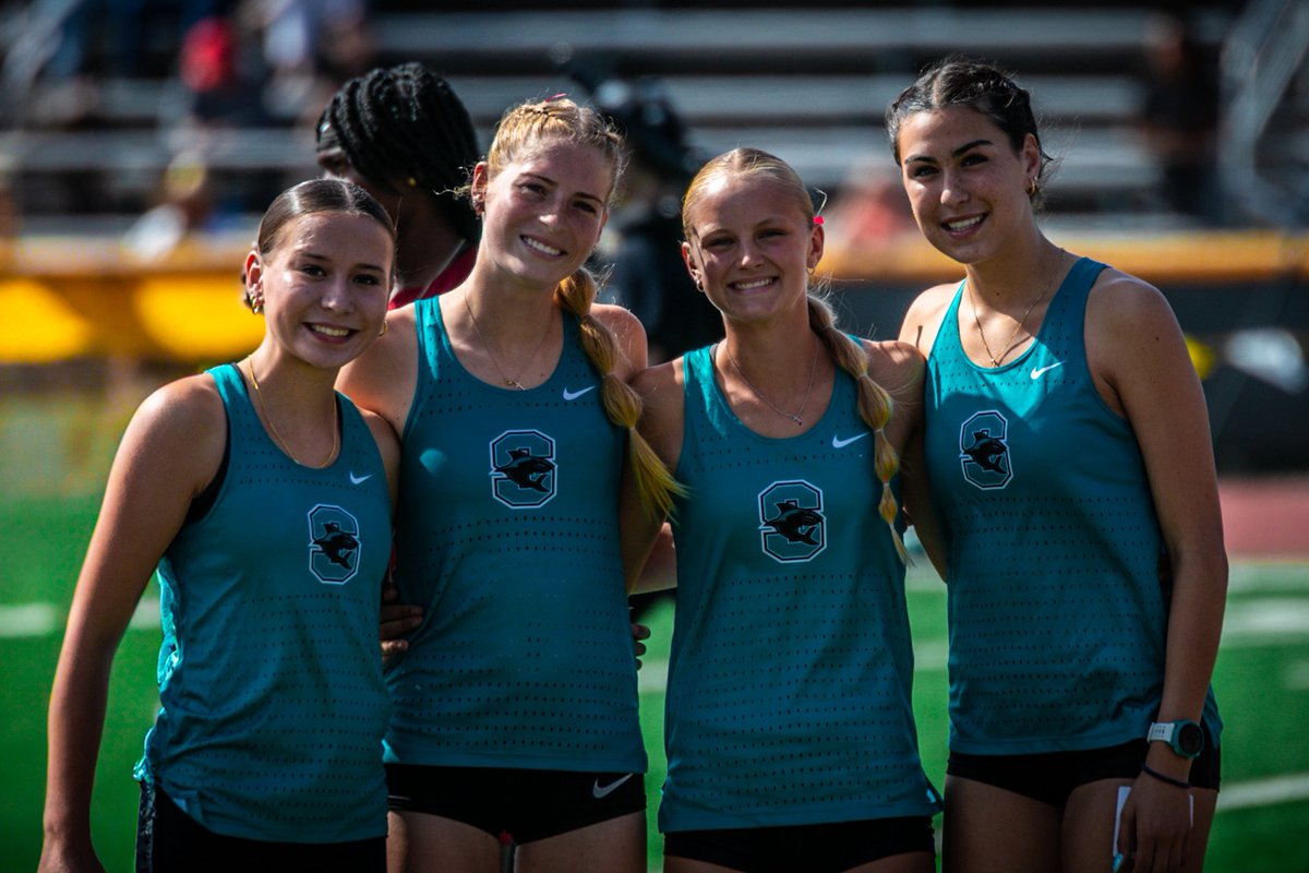 Heading to state in the 4x800m