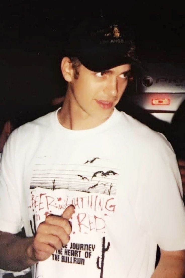 shoobscantsleep's tweet image. photos that were definitely in the skywalker’s family album from modern anakin’s digicam — a thread 🧵🏡🧺