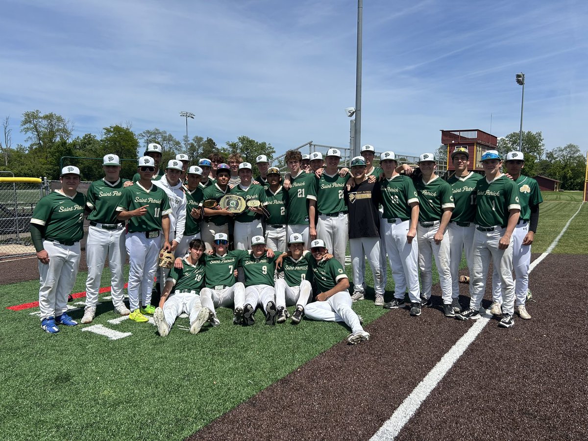 The St. Patrick Varsity Shamrocks secured a 5-2 victory over Montini HS
🔥 Player of the Game: Jason Richard 🔥
Jason stepped up in relief, pitching three shutout innings.
💪 Big Bats: 
Elias Alvarado and Thomas Tomaszek going 2-for-4!🍀⚾️