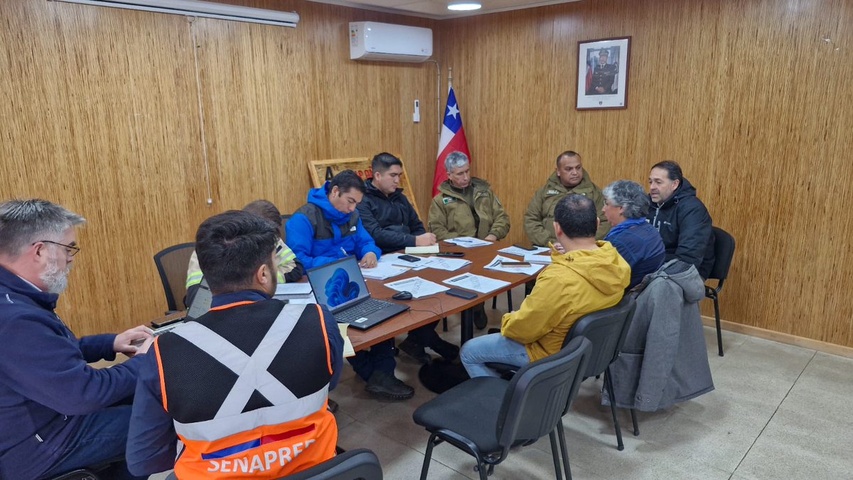 Senapred's tweet photo. El equipo de #SENAPREDBiobío realizó ejercicio de simulación de crecida y operación de embalse #Ralco como infraestructura crítica regional, actividad que contó con la participación de los COGRID comunales de Alto Biobío, Quilaco y Santa Bárbara, además de las empresas Enel y Colbun, la Dirección General de Aguas del Biobío, la Delegación Presidencial Provincial y la Junta de Vigilancia de la Cuenca del #Biobío.
