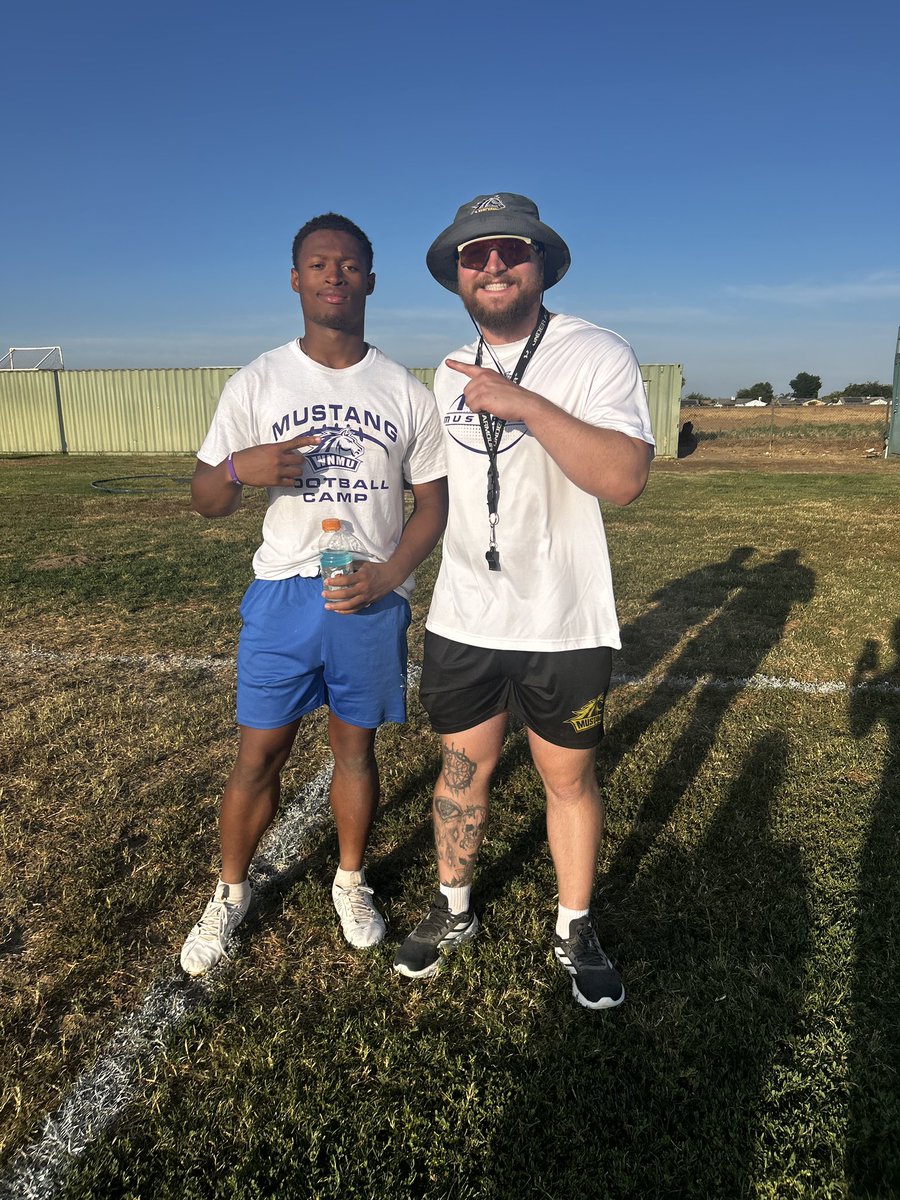 Sanger West Football (@sangerwestfb) on Twitter photo Congrats to <a href="/aaronn_cox/">Aaron Cox Jr</a> for getting camp MVP! Big things coming up for him this season! #RowTheBoat Congrats to <a href="/aaronn_cox/">Aaron Cox Jr</a> for getting camp MVP! Big things coming up for him this season! #RowTheBoat