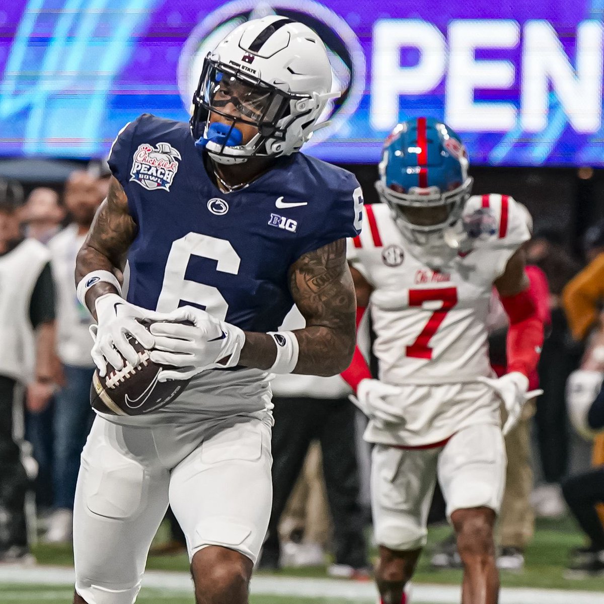 JacolbyCampb3ll's tweet image. After a great conversation with @coachmhagans , I am humbled to receive an offer from @PennStateFball
#WeAre ๐ตโช๏ธ
@4thQtMentality
@4thQuarterM7v7
@FbIberia @AbbevilleFB25
@GabyUrrutia247 @ChadSimmons_
@DemetricDWarren
@TomLoy247 @SSchraderOn3 @Jeff_XOS @adamgorney @SWiltfong_