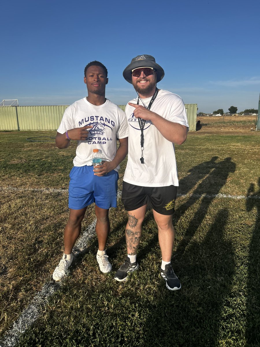 Aaron Cox Jr (@aaronn_cox) on Twitter photo I am beyond blessed to be nominated by <a href="/TheRealCoachNF/">Noah Freng</a> MVP for the RBs at the <a href="/WNMUFootball/">WNMU Mustang Football</a> Showcase! I am beyond blessed to be nominated by <a href="/TheRealCoachNF/">Noah Freng</a> MVP for the RBs at the <a href="/WNMUFootball/">WNMU Mustang Football</a> Showcase!