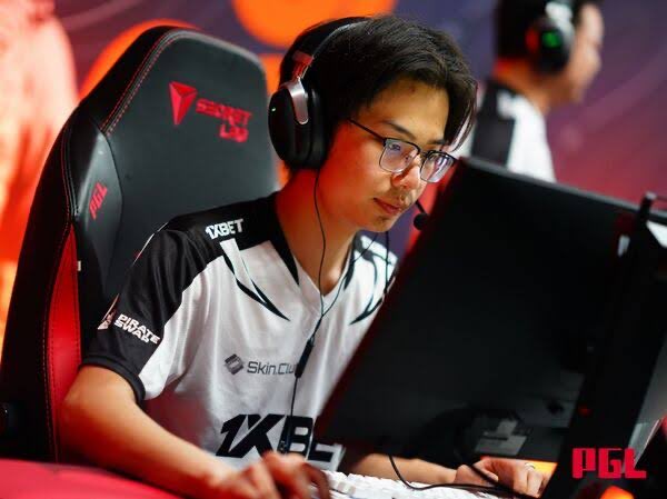 🇲🇳 Techno4K explained how he got his IGN ‼️

Techno – Inspired by Technoblade, the legendary Minecraft creator.

4K – Taken from Stewie2K.

Now you know the story behind the name! ❤️