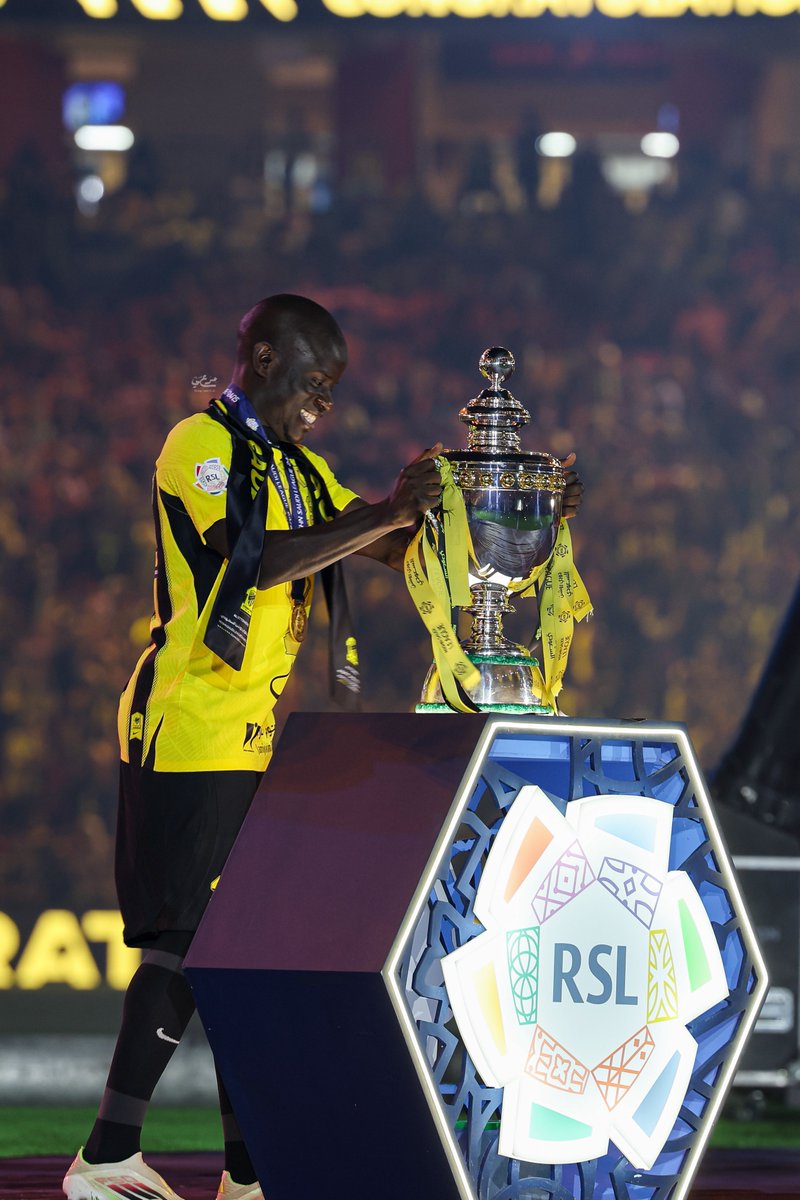 ITTI MANIA - اتي مانيا tweet media