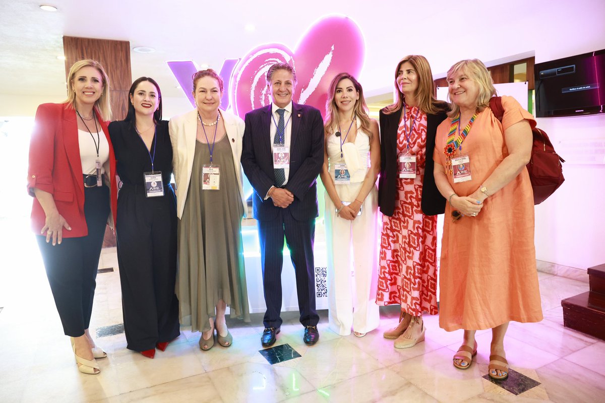 María Gómez Rueda tweet media