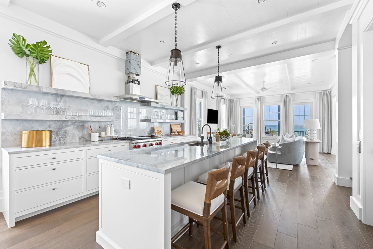 ScenicSothebysRealty tweet media