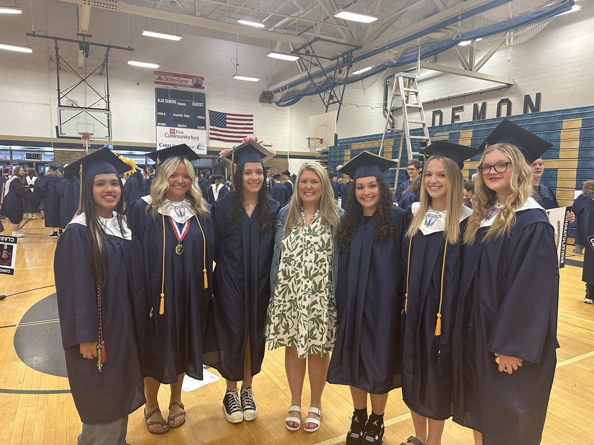 Forever my babies! Congratulations class of 2025 🎓🇧🇧