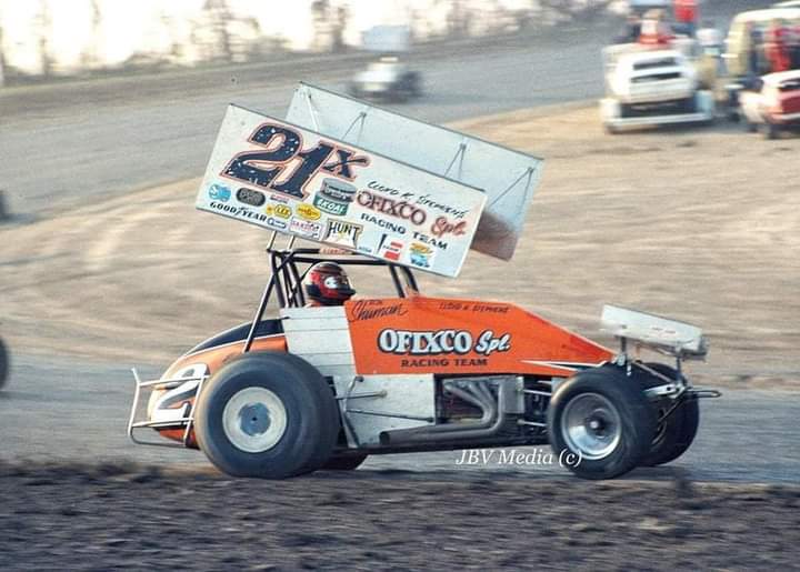 DannyCu12069369's tweet photo. 13.5 action coming my way new build sprint car #sprintrace #sprintcarRC #Ronshuman #childhoodhero21x https://t.co/vPONeBOQRv