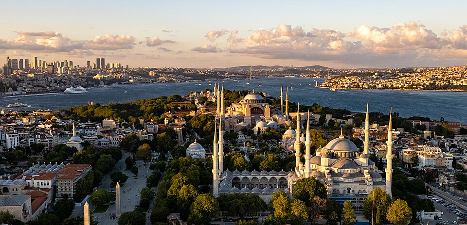 Brittany Seales (@brittanyseales) on Twitter photo Excited for <a href="/IstanbulBlockWk/">Istanbul Blockchain Week</a> 🇹🇷
Where better to bridge web2 and web3 than the city of bridges Excited for <a href="/IstanbulBlockWk/">Istanbul Blockchain Week</a> 🇹🇷
Where better to bridge web2 and web3 than the city of bridges
