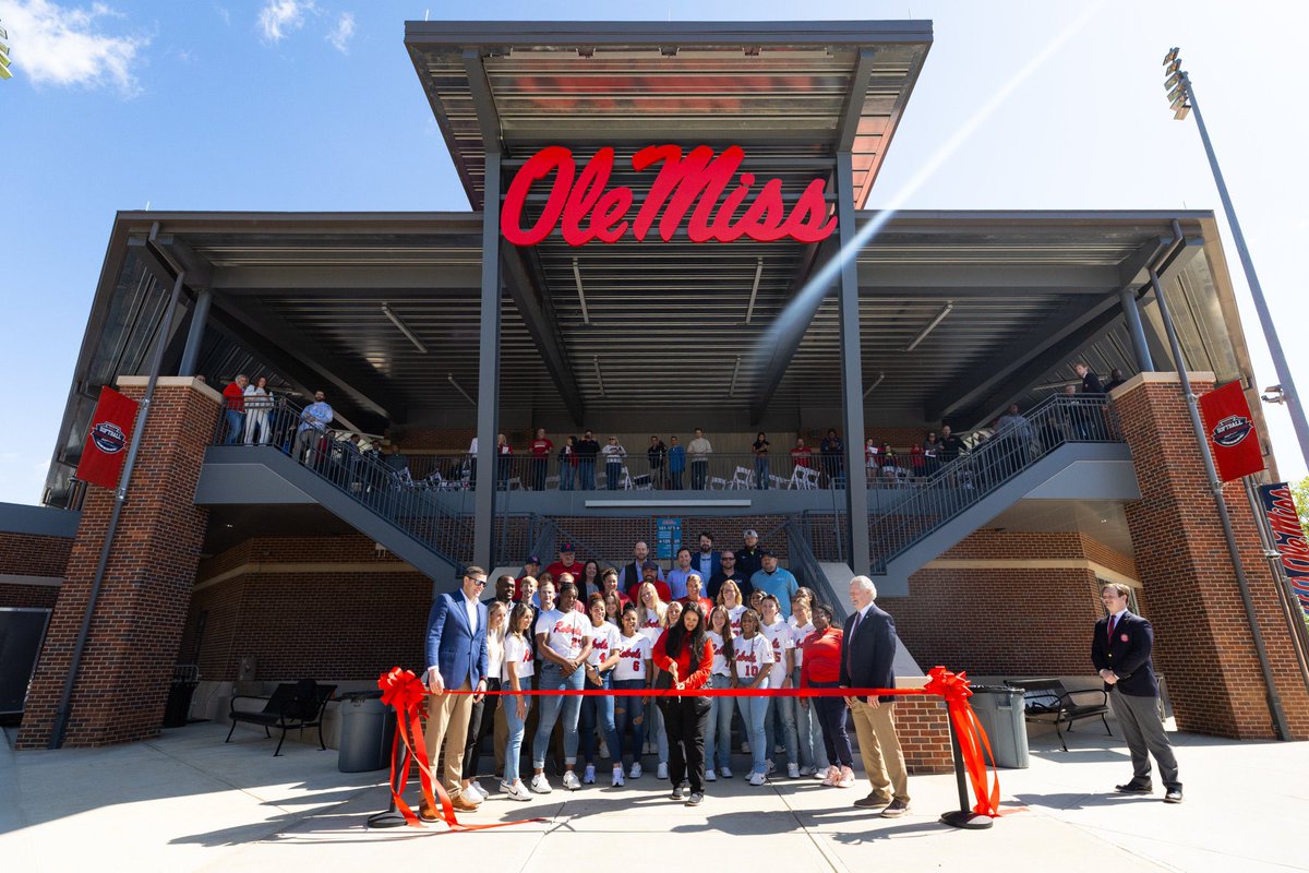 EverythingRebs's tweet image. Something I’ve thought about over the last 24 hours..

Ole Miss Athletics just made a huge commitment to softball by building a brand new facility from the ground up. 

The result? A trip to the WCWS just months later.