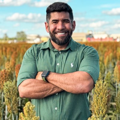 raphaagro's tweet photo. #NovaFotoDePerfil https://t.co/Q8N8oQ7vYj