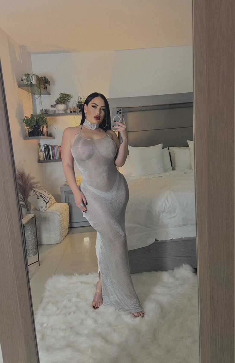 Como la luna, me oculté un tiempo… pero he vuelto a brillar. Que su noche arda suave, como caricia que se espera.❤️‍🔥 #PUEBLA