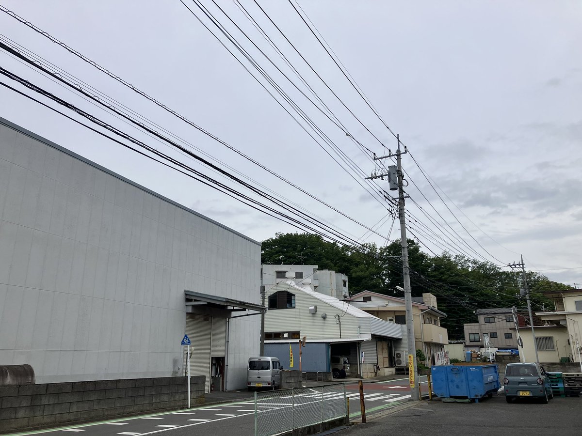 おはようございます❗️❗️❗️
#所沢 は☁️です☁️☁️☁️
月末でドタバタしております😇😇😇
5月も残り少しなので頑張りましょう✊✊✊
本日もよろしくお願いします❗️❗️❗️
#企業公式が朝の挨拶を言いあう
#企業公式春のフォロー祭り
#企業公式相互フォロー