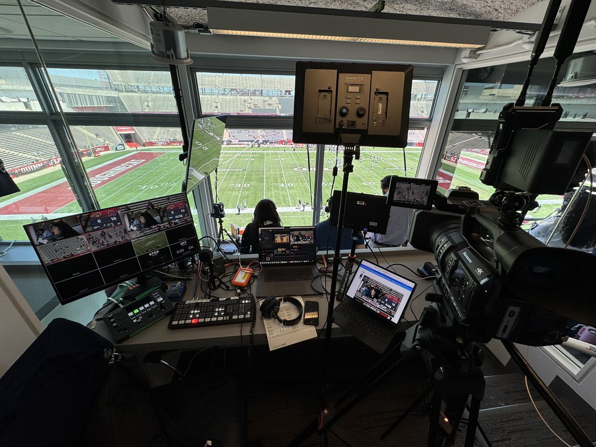 alexrparra's tweet photo. Grateful and proud of our @PTSMediaSports @deportesnation team, who continue to set a high standard. Agradecido por ser parte de un gran equipo, una vez más pioneros en producciones de la @TheUFL @XFLRoughnecks Vamos Roughnecks! #UFLenEspañol #LosRoughnecks https://t.co/Rrf12z7Bza