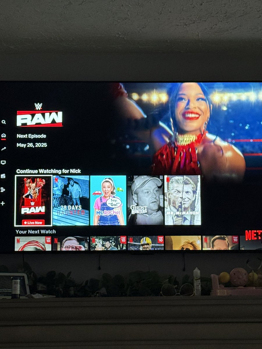 It’s not much, but to me I think it’s pretty cool to see me on the thumbnail of 28 days haunted, next to Ghost Hunters and <a href="/Jchawes/">Jason Hawes</a> on the Netflix Home Screen.