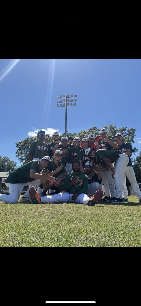 Coach Jam tweet media