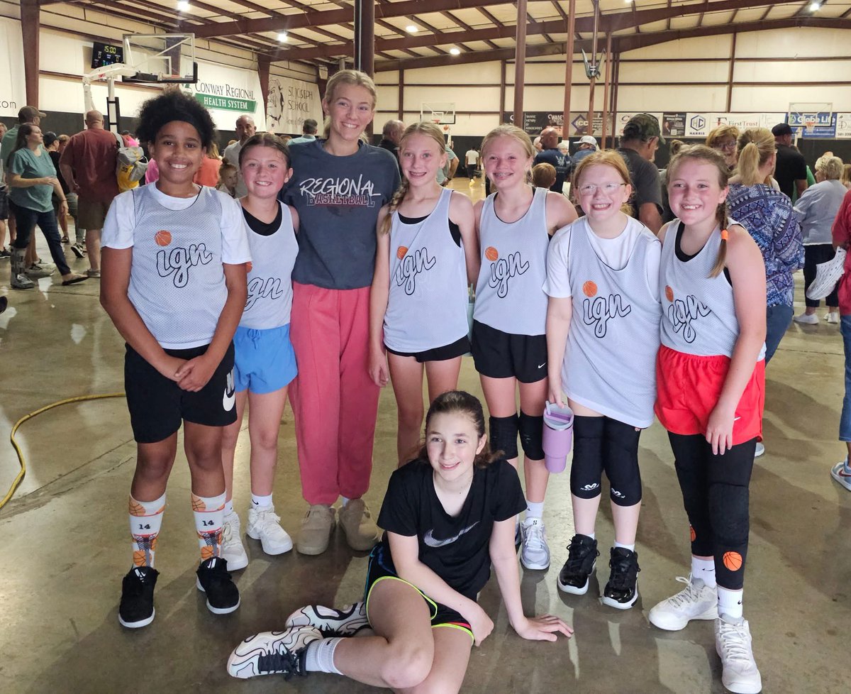 Maddie Mannion (@mmannion2026) on Twitter photo Got to watch some of my lil besties tonight. Vilonia’s future is bright 🤩
<a href="/lady_eagles2022/">Vilonia Lady Eagles Basketball</a>
<a href="/SportsVilonia/">Vilonia Eagle Sports</a>
<a href="/VtownAthletics1/">Vilonia Athletics</a>
<a href="/ViloniaHS/">Vilonia High School</a> Got to watch some of my lil besties tonight. Vilonia’s future is bright 🤩
<a href="/lady_eagles2022/">Vilonia Lady Eagles Basketball</a>
<a href="/SportsVilonia/">Vilonia Eagle Sports</a>
<a href="/VtownAthletics1/">Vilonia Athletics</a>
<a href="/ViloniaHS/">Vilonia High School</a>