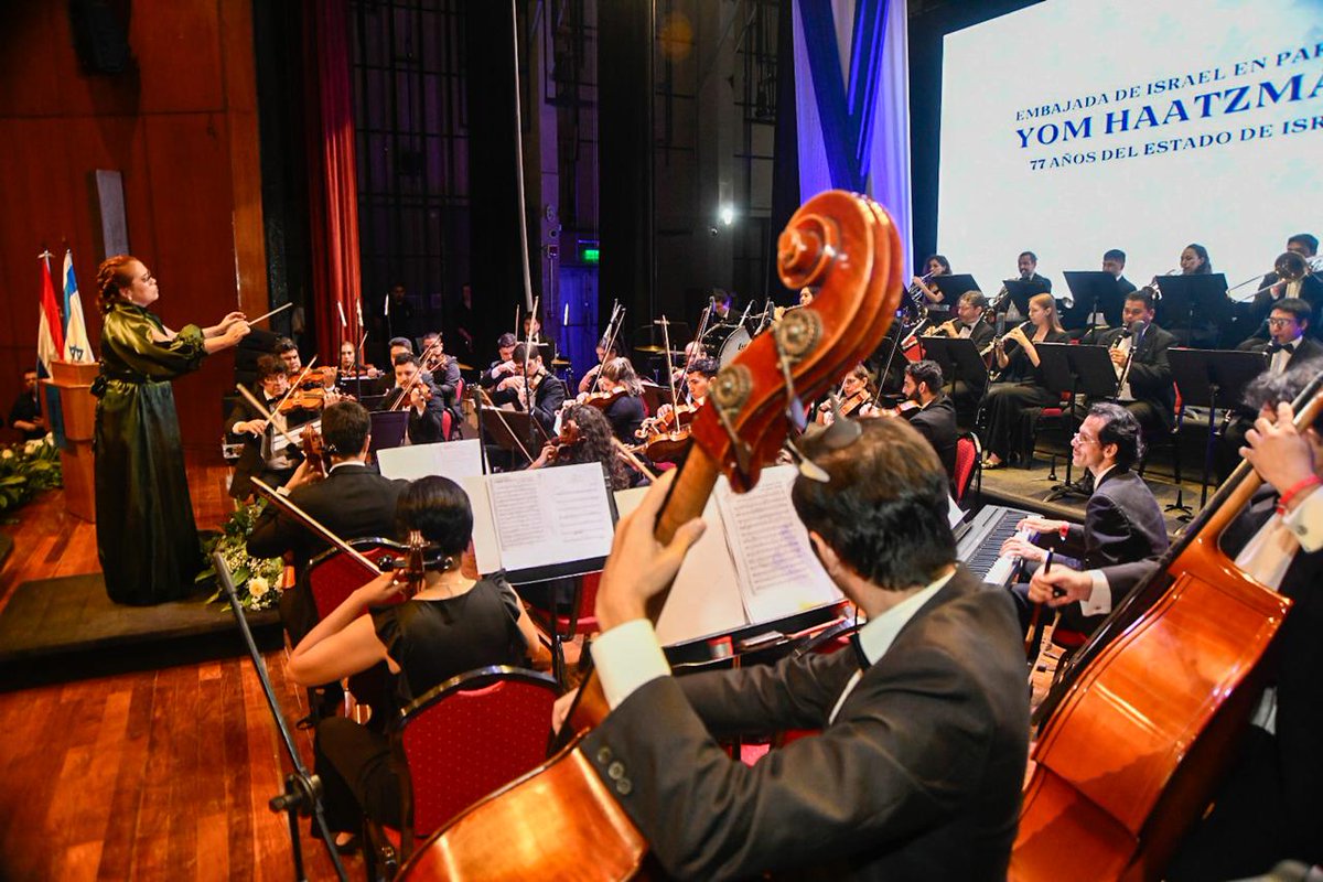 El Presidente de <a href="/DiputadosPy/">Cámara de Diputados</a>, Dr. <a href="/raulatorre/">Raul Latorre</a>, acompañó al Presidente de la República en ejercicio <a href="/AllianaPedro/">Pedro Alliana</a>, al acto conmemorativo por el 77° aniversario de la Independencia del Estado de Israel, <a href="/amit_mekel/">Israeli Ambassador to Paraguay</a>, fortaleciendo los lazos de amistad entre ambas naciones, <a href="/BCP_PY/">Banco Central del Paraguay</a>.