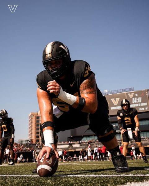 𝐁𝐫𝐚𝐝𝐲 𝐇𝐮𝐥𝐥 (@bradyhull1) on Twitter photo Super pumped to get back down to Nashville to work with <a href="/FBCoachK/">Chris Klenakis</a> and <a href="/VandyFootball/">Vanderbilt Football</a> June 21st! ⚓️
<a href="/coachtaburns/">Travis Burns</a> <a href="/TomLoy247/">Tom Loy</a> <a href="/SWiltfong_/">Steve Wiltfong</a> <a href="/cpetagna247/">Cooper Petagna</a> Super pumped to get back down to Nashville to work with <a href="/FBCoachK/">Chris Klenakis</a> and <a href="/VandyFootball/">Vanderbilt Football</a> June 21st! ⚓️
<a href="/coachtaburns/">Travis Burns</a> <a href="/TomLoy247/">Tom Loy</a> <a href="/SWiltfong_/">Steve Wiltfong</a> <a href="/cpetagna247/">Cooper Petagna</a>