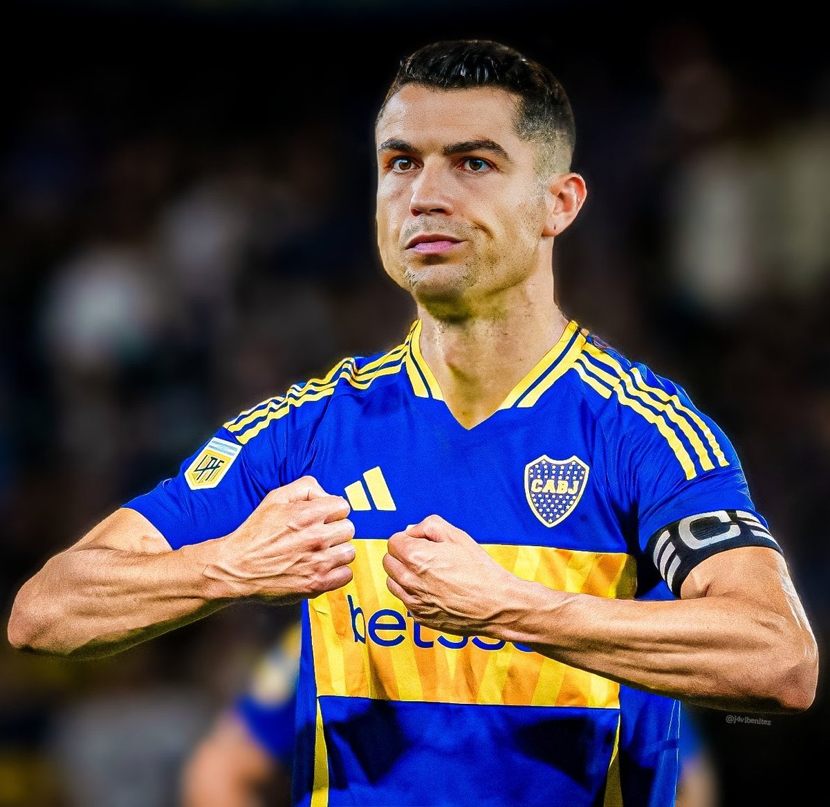 bjsaus's tweet photo. Mundial de clubes? El bicho en la Boca. https://t.co/PYHRodggG2