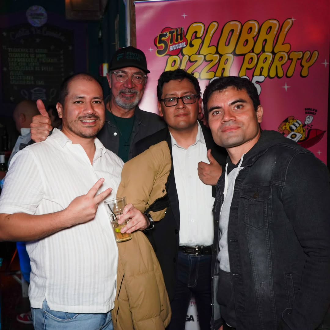PLegacykey's tweet image. En el #BitcoinPizzaDay junto con @lbarragan @27Ghm @JCBrian007 @alexq_coder planeando como integrar el proyecto con @meta_pool e @icphub_MX