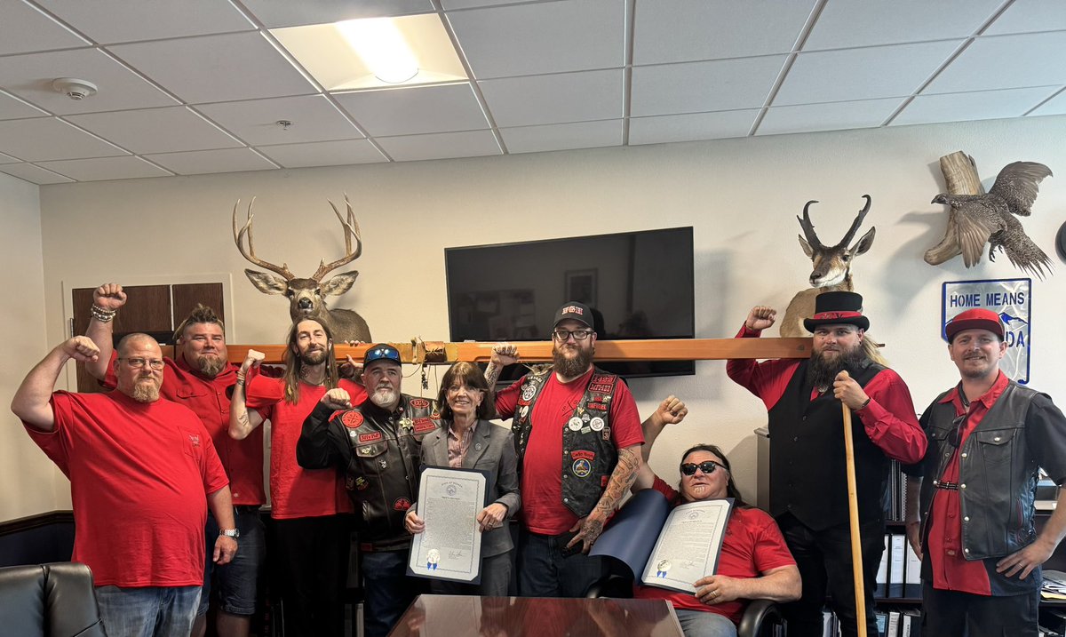 drrobintitus's tweet image. Proud to host these E Clampus Vitus “Clampers” in my office and present them a proclamation for helping to get Snowshoe Thompson his long deserved postal stamp.
