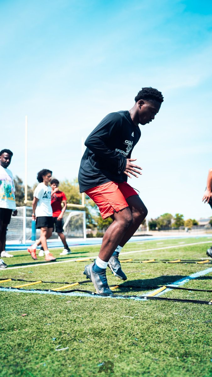 BThompson_BT's tweet photo. Until It’s Undeniable 🥋🎰🛸
The Summer Push is here. Let’s build. Contact us at 916-690-6235 or email dbselect13@gmail.com to set your session set up
Sports Performance (Speed & Agility)
Small Group Sessions
1v1 (Field or Film)
Clinics
#DBSelect https://t.co/OTuhCvGM6v